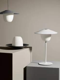 Mobile LED-Tischleuchte -ANI LAMP- White