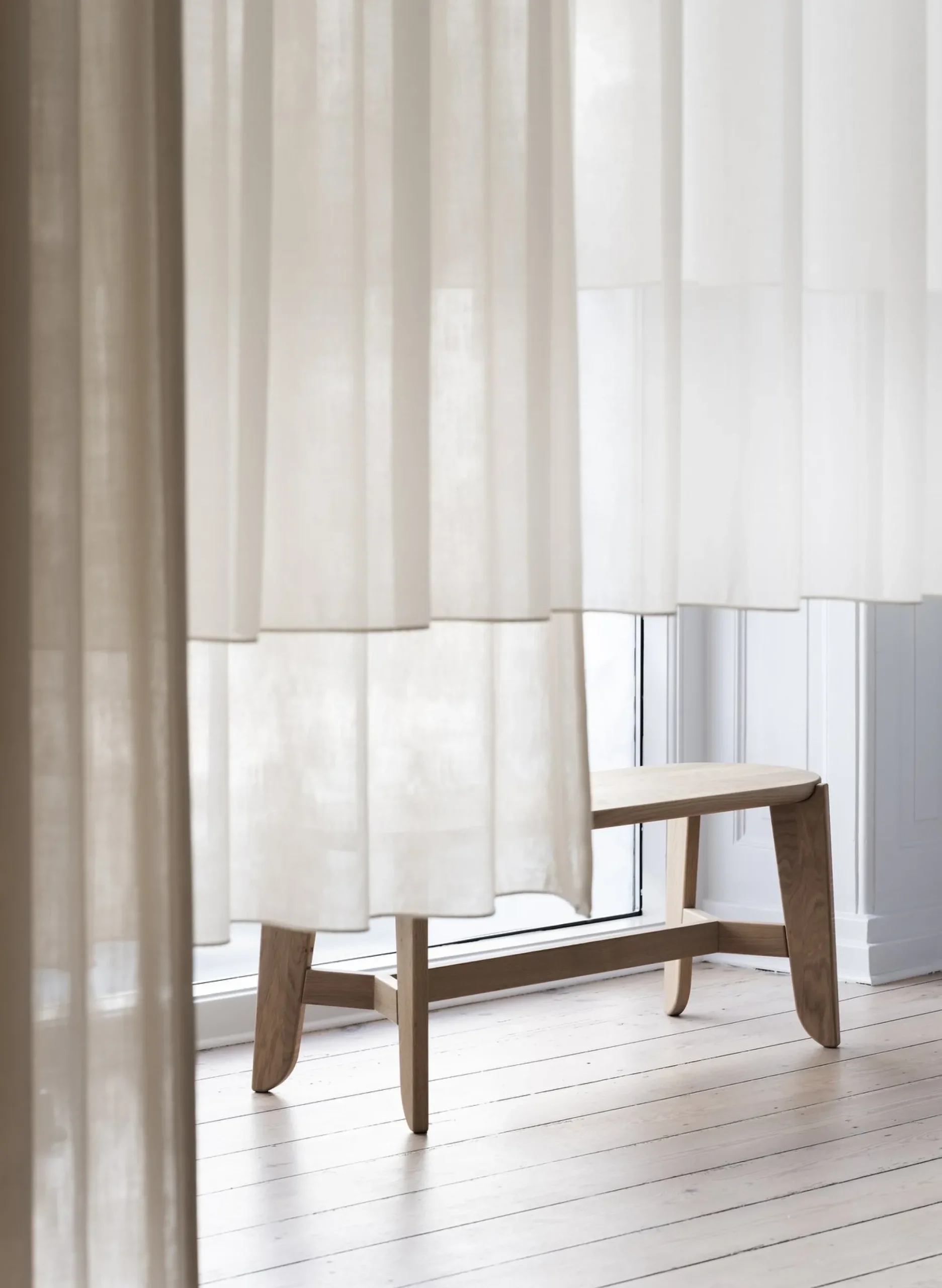 Sitzhocker -ELI- Farbton Holz, Höhe 45 cm