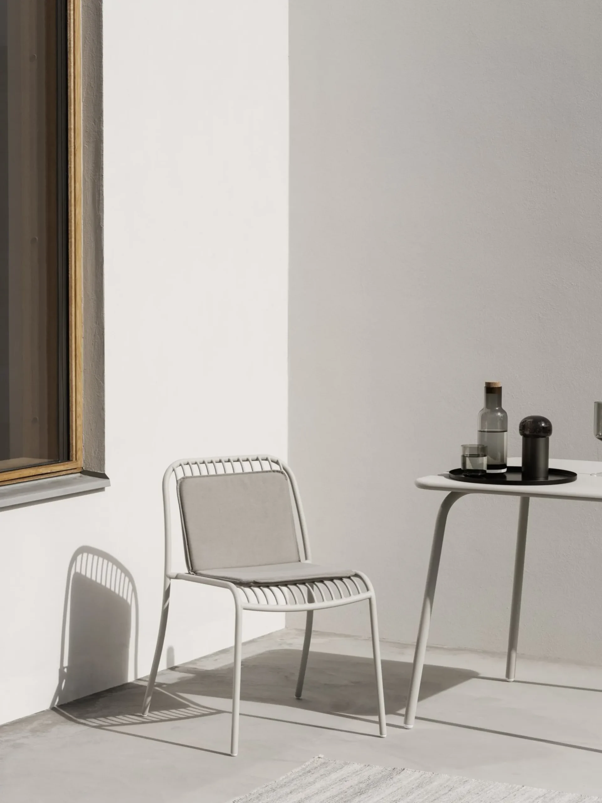 Stuhl -YUA WIRE- Farbe Silk Gray