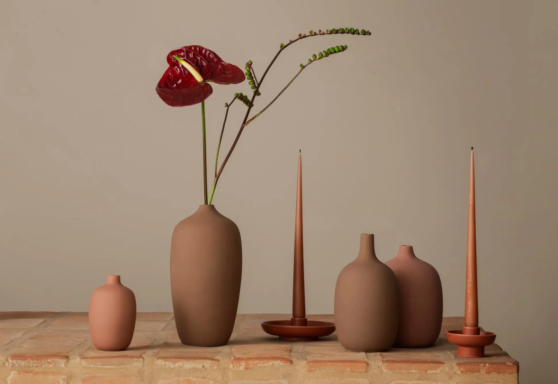 Vase -CEOLA- Farbe Amber Brown Höhe 19 cm