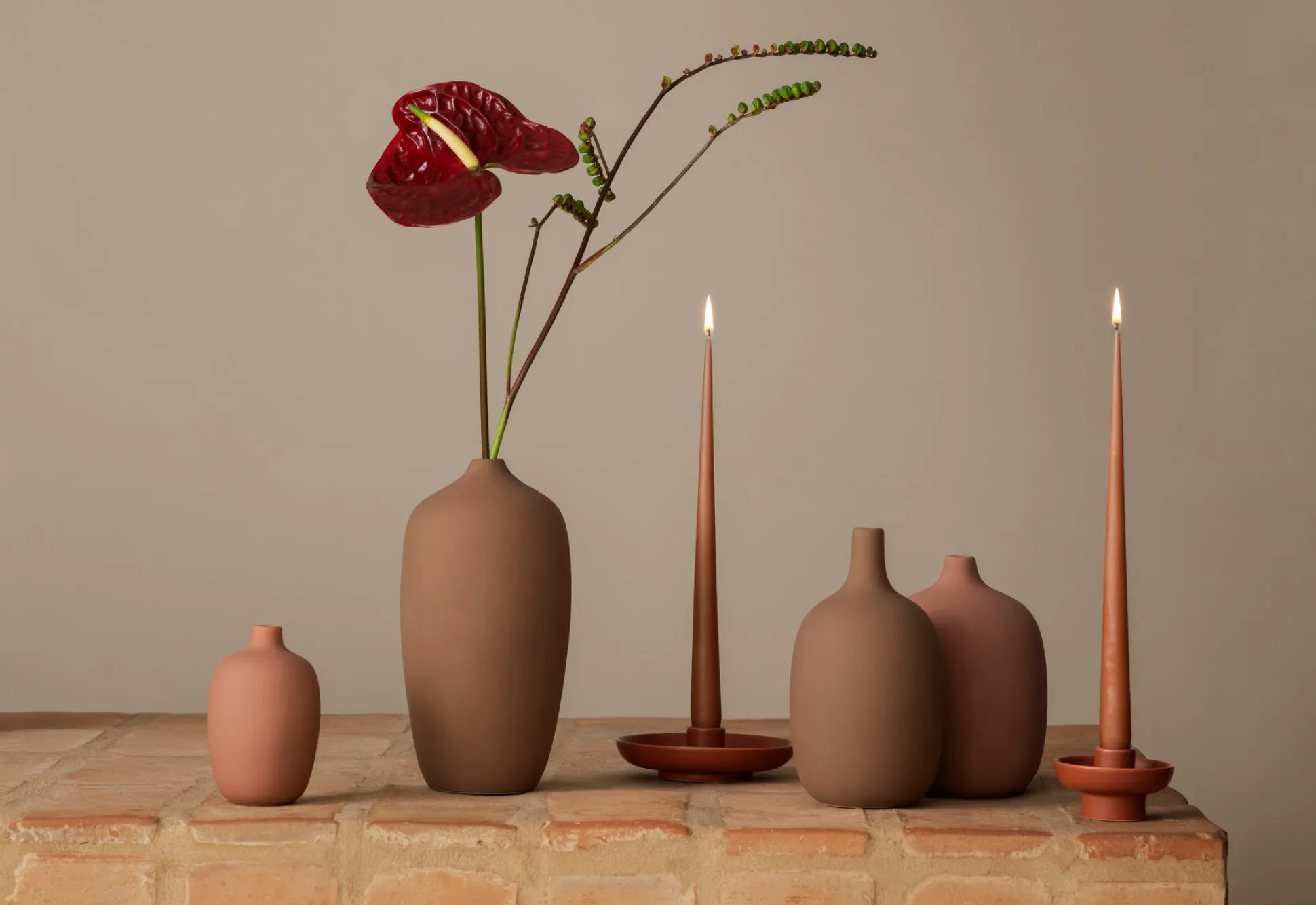 Vase -CEOLA- Farbe Amber Brown Höhe 19 cm